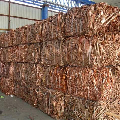 El reciclaje puro del cobre del estruendo JIS desecha el pedazo inútil del alambre 99,9%