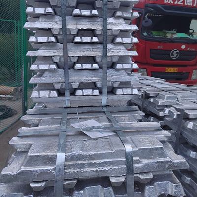 Lingotes de aluminio A7 99,9 del final del molino y aleación A8 99,85% lisa